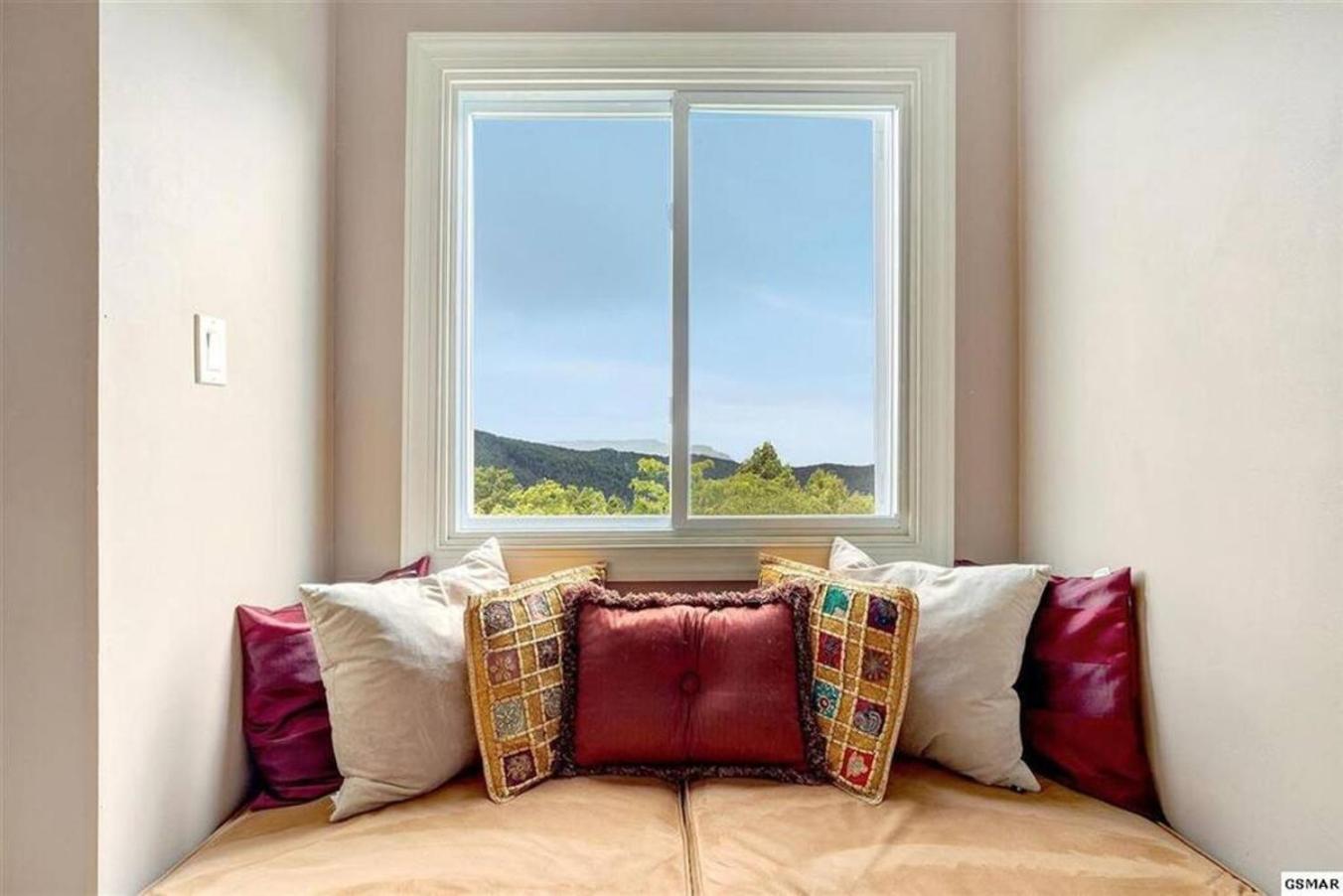 Breathtaking Sunsets, Views, Pool, Heaven Awaits! Villa Gatlinburg Exteriör bild