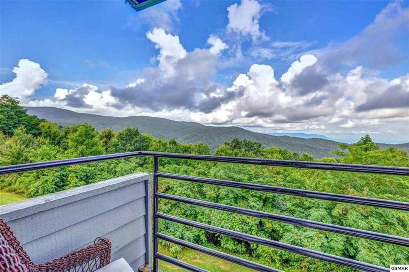 Breathtaking Sunsets, Views, Pool, Heaven Awaits! Villa Gatlinburg Exteriör bild